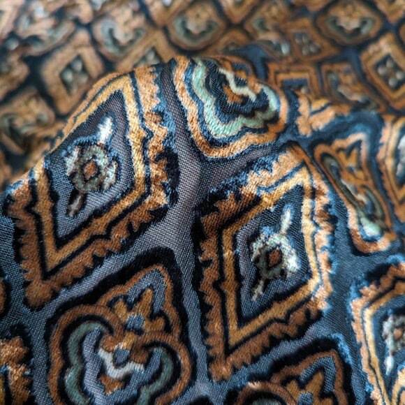 Vintage copper metallic shirt, sheer on the black part of the pattern -stunning! - Picture 7 of 10